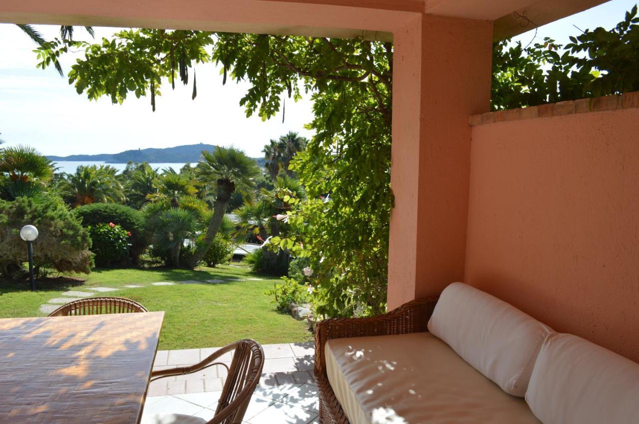 Residence Fenicia Villasimius Buitenkant foto