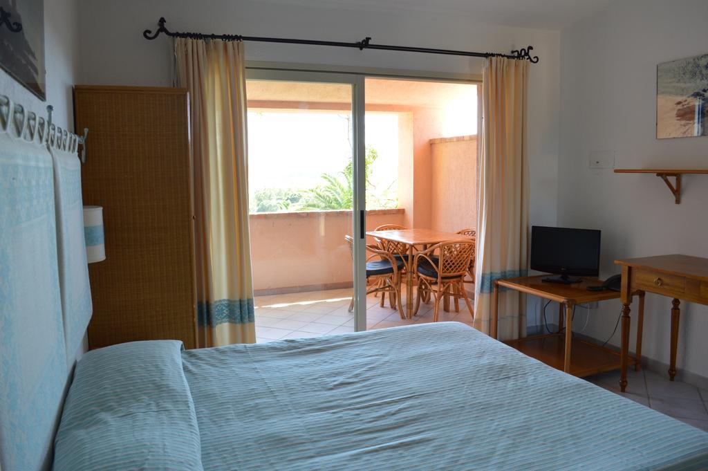 Residence Fenicia Villasimius Buitenkant foto